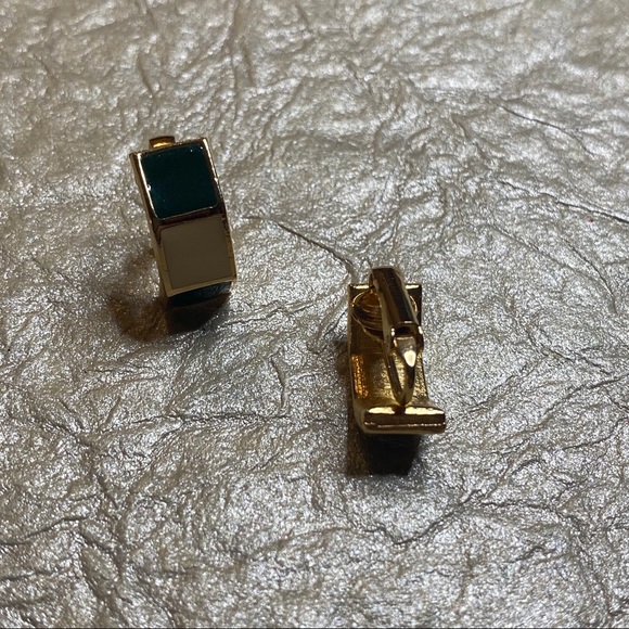 Vintage Green & Cream Enamel Clip On Earrings - Picture 5 of 6